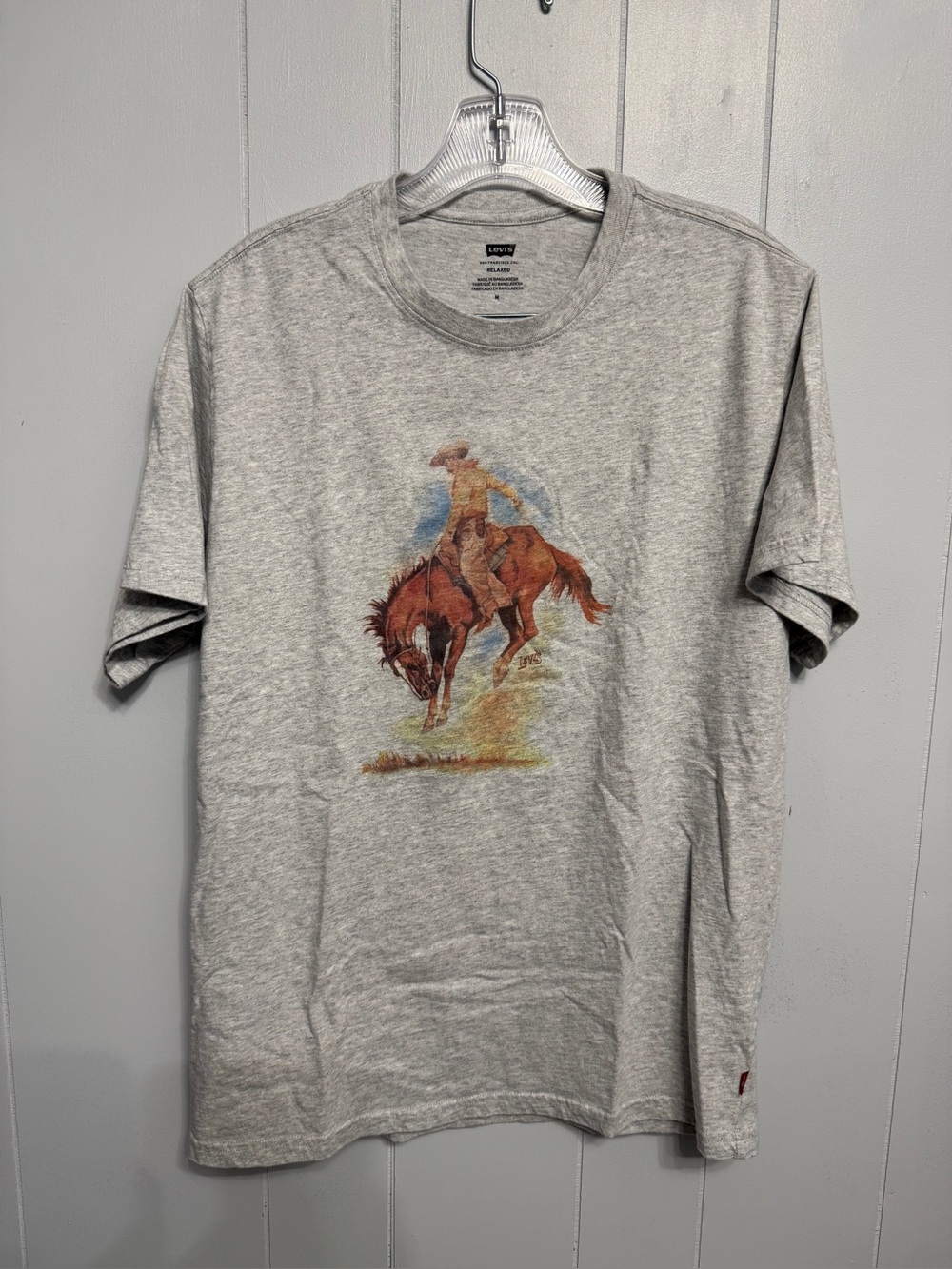 #2)  Levi's Gray Short-Sleeve Cowboy Graphic Cotton T-Shirt